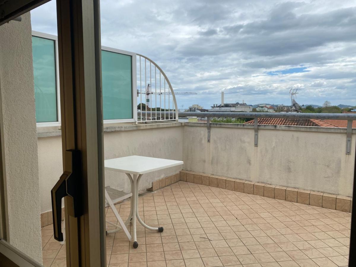 Hotel Modenese Riccione Eksteriør bilde