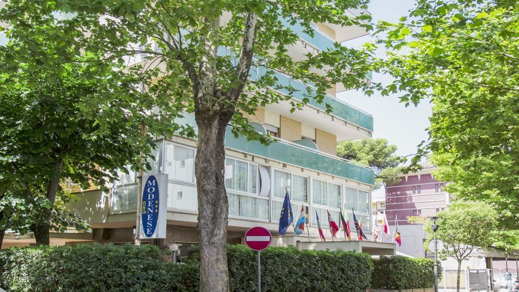Hotel Modenese Riccione Eksteriør bilde